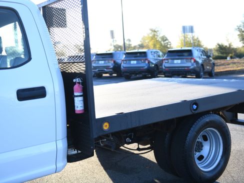 Used 2020 Ford F350 XL w/ Power Equipment Group image 12