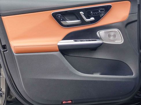 New 2026 Mercedes-Benz GLC 300 GLC 300 image 19