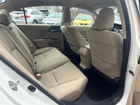 Used 2015 Honda Accord LX image 20