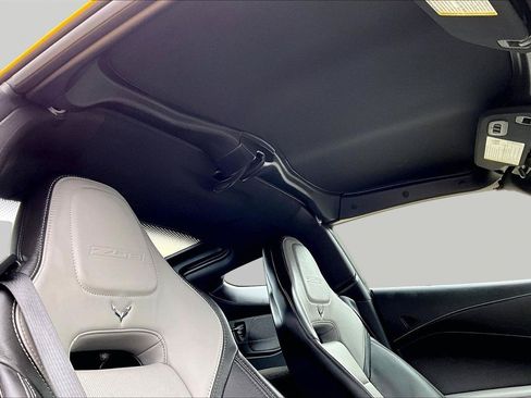 Used 2019 Chevrolet Corvette Z06 RWD image 26