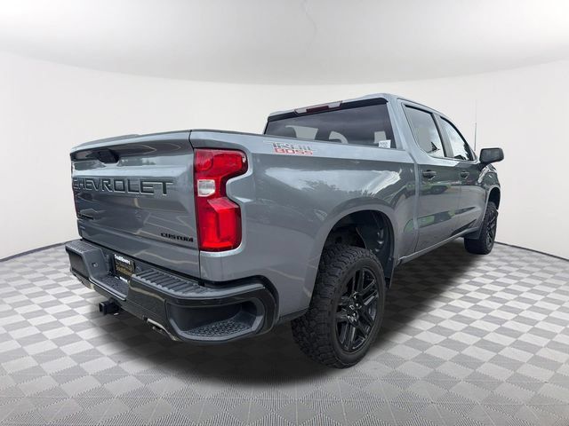 Used 2021 Chevrolet Silverado 1500 Custom Trail Boss w/ LPO, Dark Essentials Package AWD/4WD image 5