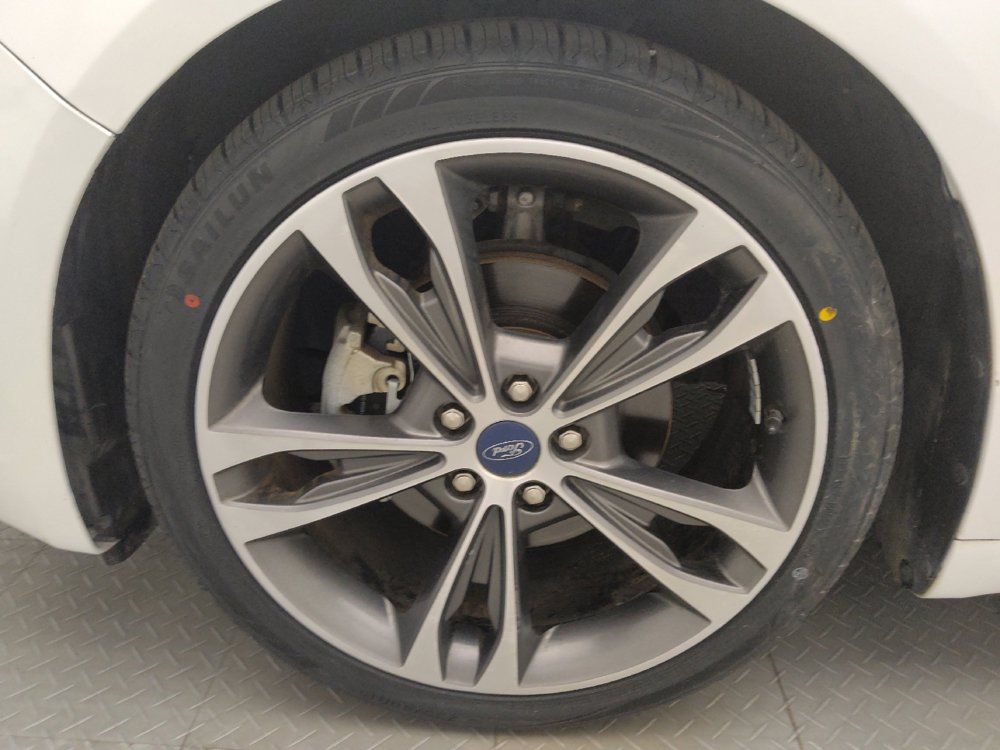 Used 2020 Ford Fusion Titanium AWD/4WD image 31