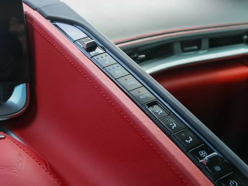 Used 2024 Chevrolet Corvette Stingray Premium Cpe w/ Z51 Performance Package RWD image 21