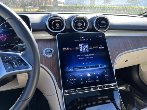 Used 2024 Mercedes-Benz C 300 C 300 image 31