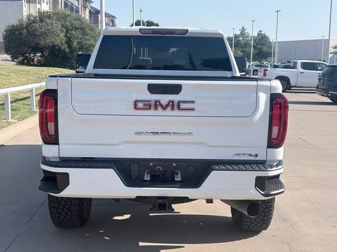 Used 2022 GMC Sierra 2500 AT4 w/ Gooseneck/5TH Wheel Package AWD/4WD image 5