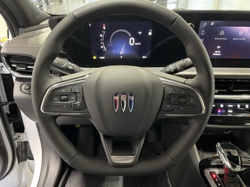 New 2026 Buick Envista Avenir image 17