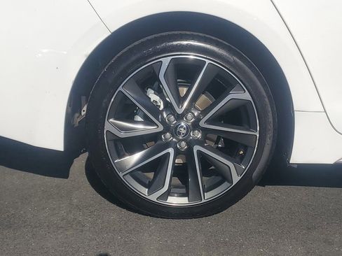 Used 2022 Toyota Corolla XSE image 6