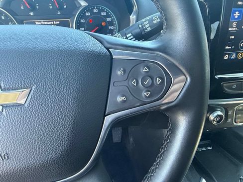 Used 2023 Chevrolet Traverse LT w/ Rear Camera Mirror Package AWD/4WD image 24