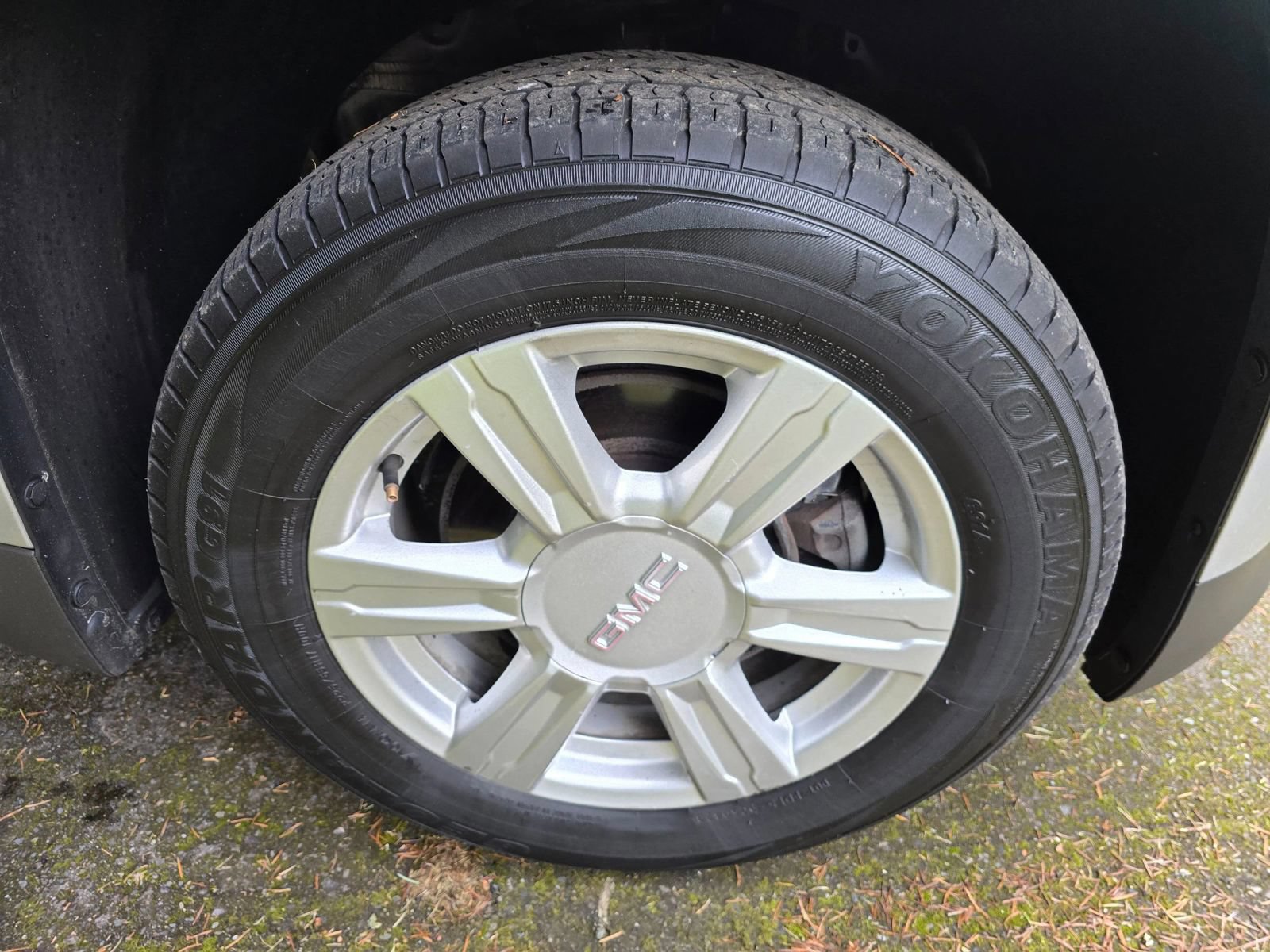 Used 2015 GMC Terrain SLE FWD image 9