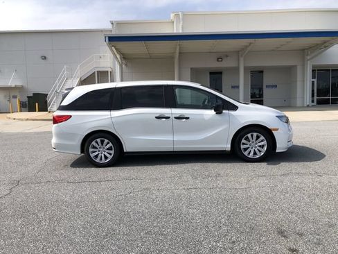 Certified 2021 Honda Odyssey LX image 9