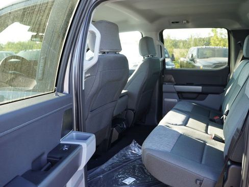 New 2026 Ford F250 XLT w/ XLT Premium Package image 11