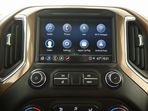 Used 2021 Chevrolet Silverado 1500 High Country w/ Technology Package image 32