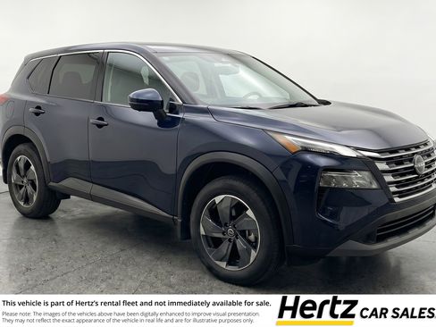 Used 2025 Nissan Rogue SV AWD/4WD image 1