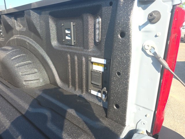 New 2026 Ford F350 Lariat w/ Black Appearance Package AWD/4WD image 7