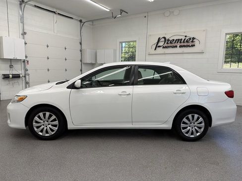 Used 2012 Toyota Corolla LE FWD image 8
