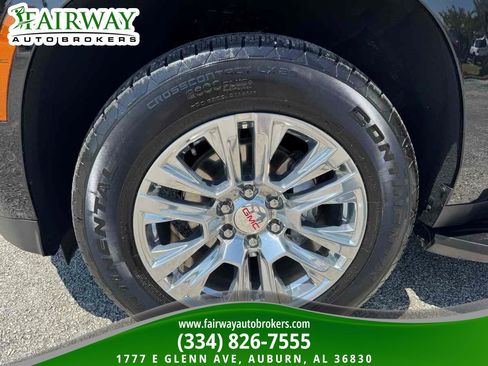 Used 2025 GMC Yukon Denali image 32