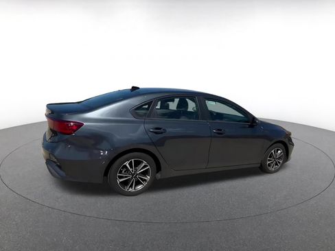Used 2024 Kia Forte LXS FWD image 15