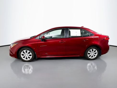 Used 2025 Toyota Corolla LE FWD image 9