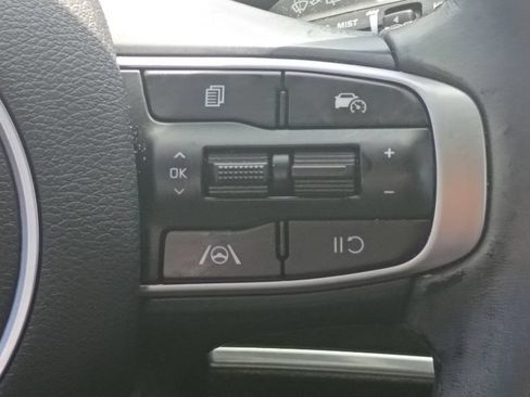 Used 2023 Kia Sportage EX FWD image 28