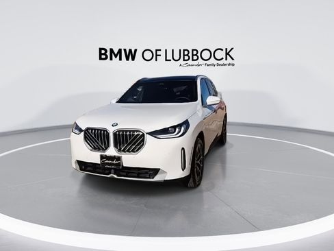 Used 2025 BMW X3 xDrive30i image 4