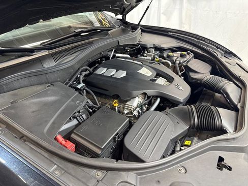 Used 2018 Maserati Levante GranLusso AWD/4WD image 10
