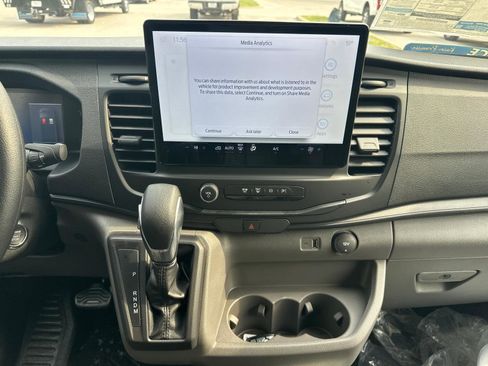 New 2026 Ford Transit 250 148 Medium Roof image 6