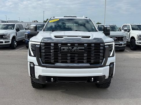 Used 2024 GMC Sierra 2500 Denali Ultimate AWD/4WD image 41