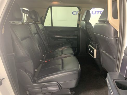 Used 2023 Ford Expedition Max XLT image 39