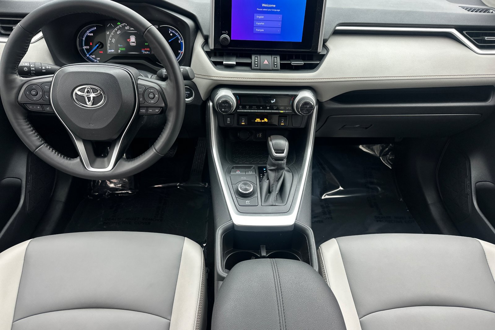 Certified 2025 Toyota RAV4 XLE Premium w/ Weather Package AWD/4WD image 17