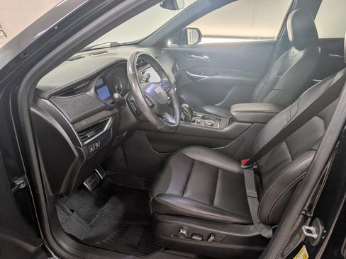 Used 2019 Cadillac XT4 Sport w/ LPO, Midnight Sport Package AWD/4WD image 7