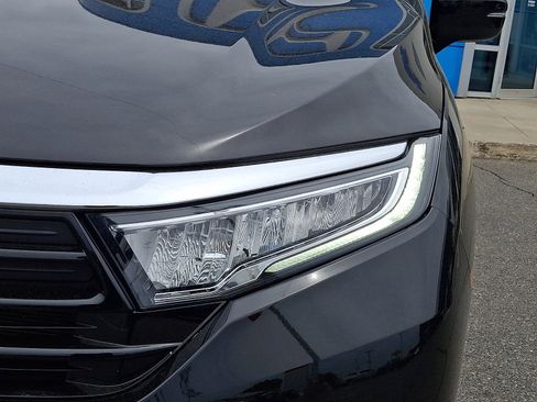 Used 2023 Honda Odyssey Touring image 9