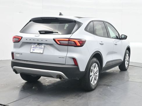 Used 2025 Ford Escape Active w/ Cold Weather Package AWD/4WD image 6