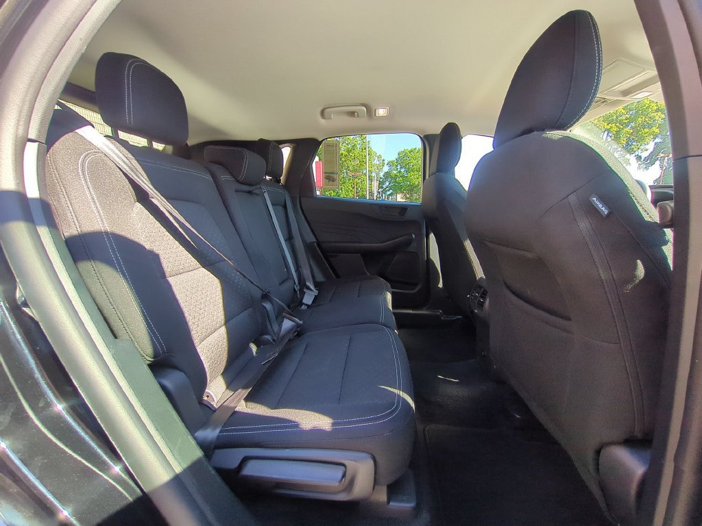 Used 2025 Ford Escape Active AWD/4WD image 26