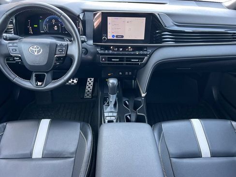 Certified 2025 Toyota Camry SE FWD image 16