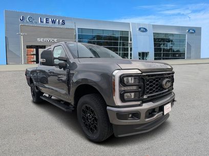 New 2025 Ford F250 Lariat w/ Lariat Ultimate Package