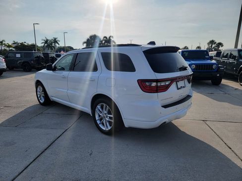 Used 2023 Dodge Durango GT RWD image 3