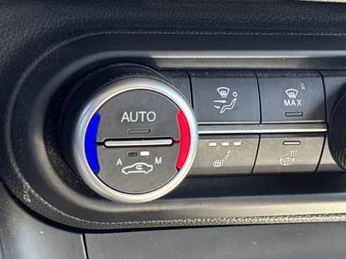 Used 2021 Alfa Romeo Stelvio Ti image 37