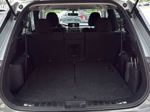 Used 2024 Mitsubishi Outlander ES image 13
