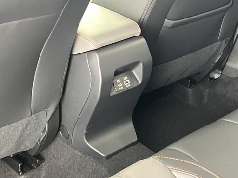 New 2026 Subaru Crosstrek 2.5i Limited w/ Crosstrek Mirror Package AWD/4WD image 35