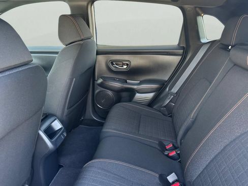 Used 2023 Honda HR-V Sport image 5