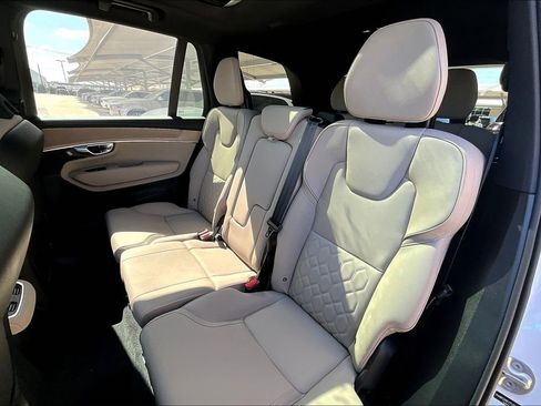 New 2026 Volvo XC90 B5 Plus w/ Protection Package Premier image 19