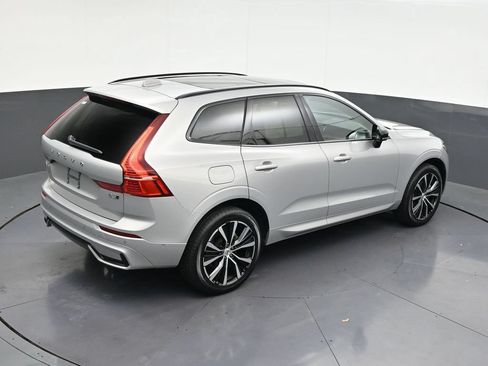 Used 2024 Volvo XC60 B5 Plus w/ Climate Package AWD/4WD image 25
