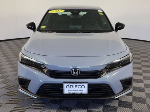 Used 2024 Honda Civic Sport image 3