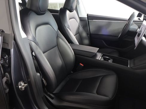 Used 2024 Tesla Model 3 Long Range RWD image 32