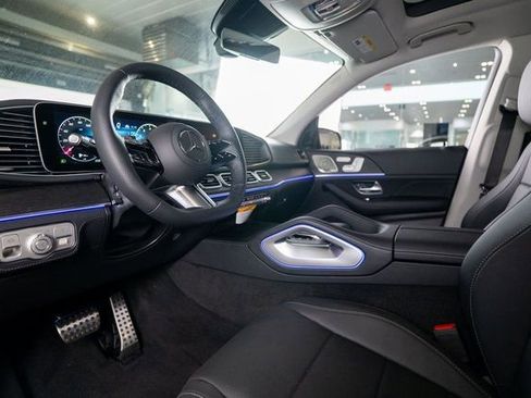 New 2026 Mercedes-Benz GLS 450 GLS 450 image 11