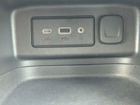 Used 2024 Chevrolet Equinox LT FWD image 22