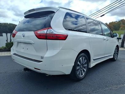 Used 2019 Toyota Sienna XLE Premium