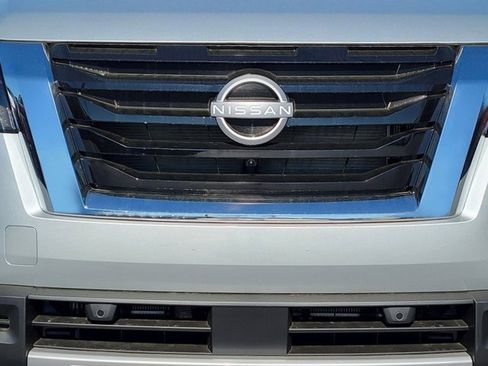 New 2025 Nissan Pathfinder SL image 10