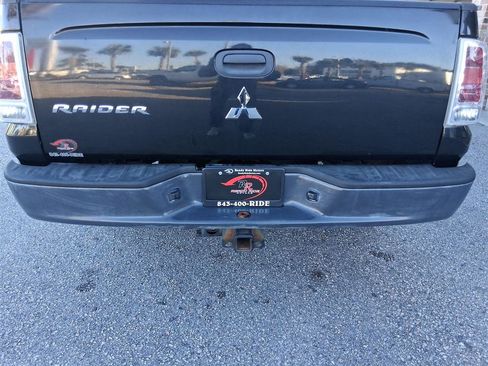 Used 2007 Mitsubishi Raider LS image 32