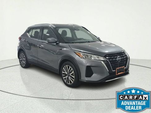 Used 2023 Nissan Kicks SV FWD image 10